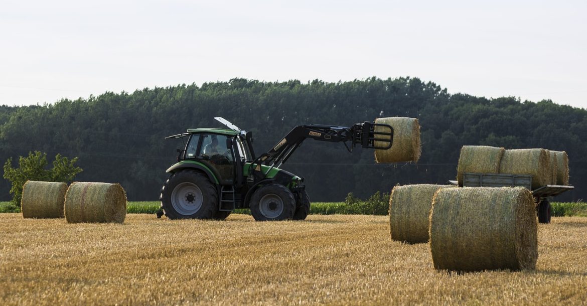 tractor 1580367 1280